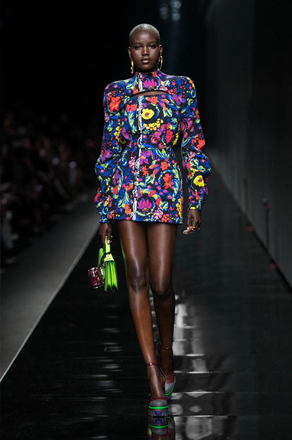 ヴェルサーチェ(VERSACE) 2020-21年秋冬ウィメンズコレクション  - 写真28