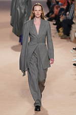 サルヴァトーレ フェラガモ 2020年秋冬コレクション - 女性らしさを探す旅｜写真22