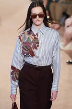 サルヴァトーレ フェラガモ 2020年秋冬コレクション - 女性らしさを探す旅｜写真39