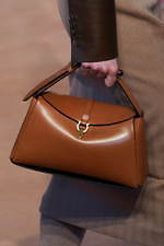 サルヴァトーレ フェラガモ 2020年秋冬コレクション - 女性らしさを探す旅｜写真55