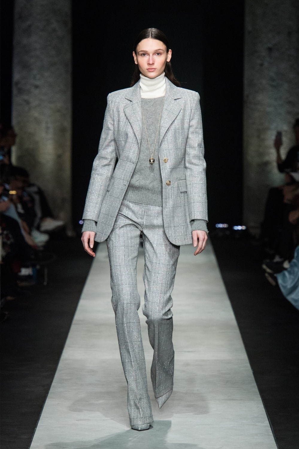 エルマンノ シェルヴィーノ(ERMANNO SCERVINO) 2020-21年秋冬