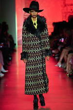 アナ スイ 2020年秋冬コレクション - ヴァンパイア、あるいは闇夜の底の花園｜写真15