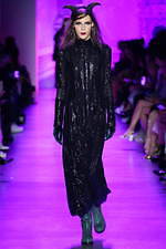 アナ スイ 2020年秋冬コレクション - ヴァンパイア、あるいは闇夜の底の花園｜写真47