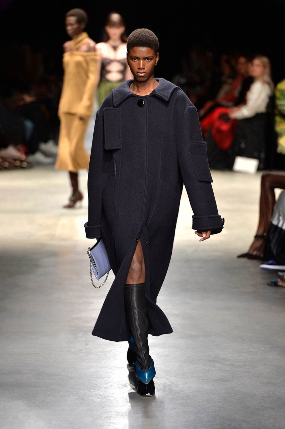 クリストファー ケイン 2020-21年秋冬｜ ステンカラーコート