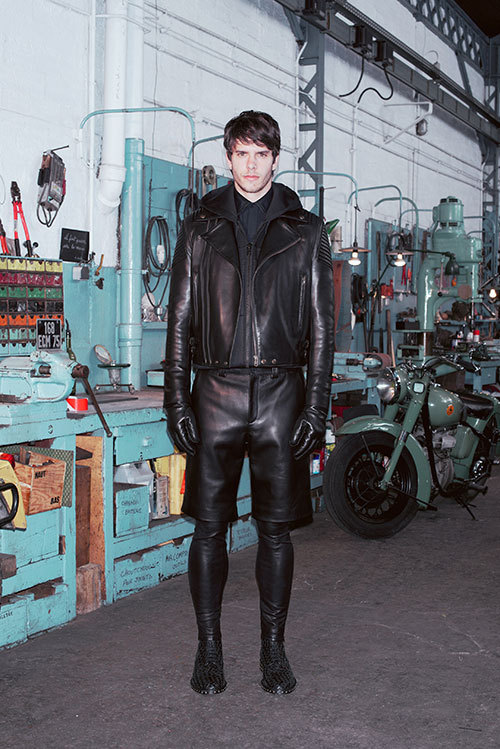 ジバンシィ バイ リカルド ティッシ  2013年プレフォール<span>コレクション</span> - 写真14