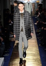 ヴァレンティノ2013-14年秋冬メンズコレクション 絶妙なバランス感覚でベーシックを問い直す｜写真12