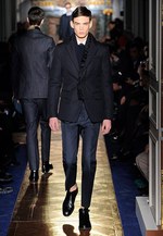 ヴァレンティノ2013-14年秋冬メンズコレクション 絶妙なバランス感覚でベーシックを問い直す｜写真17