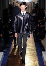 ヴァレンティノ2013-14年秋冬メンズコレクション 絶妙なバランス感覚でベーシックを問い直す｜写真44