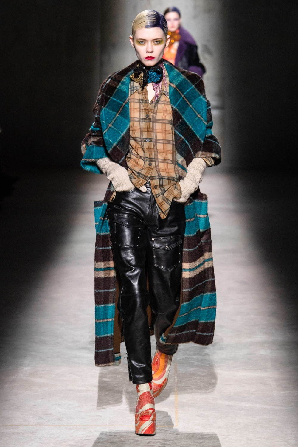 ドリス ヴァン ノッテン(DRIES VAN NOTEN) 2020-21年秋冬ウィメンズコレクション  - 写真19