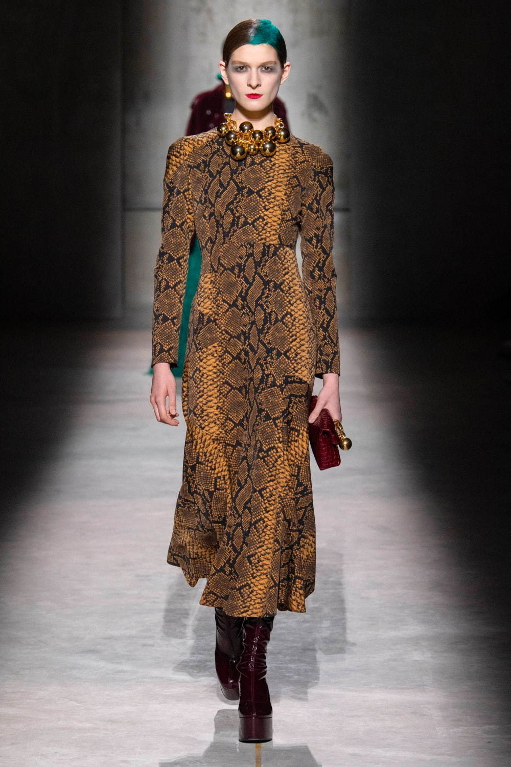 ドリス ヴァン ノッテン(DRIES VAN NOTEN) 2020-21年秋冬ウィメンズコレクション  - 写真35