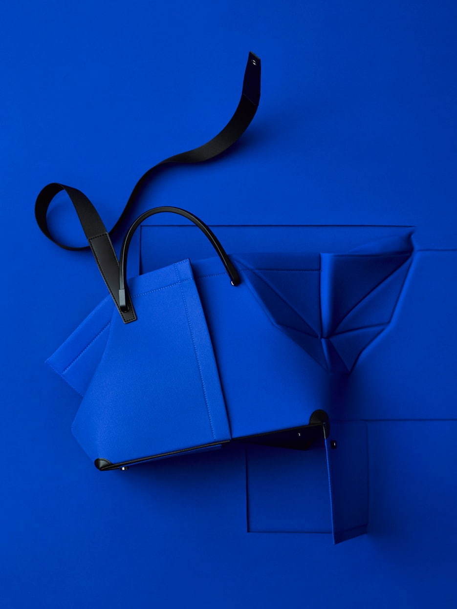 ISSEY MIYAKE - レア品 ISSEY MIAYKE トートバッグ ファントム