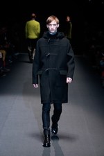 グッチ 2013-14年秋冬メンズコレクション - フォーマルとインフォーマルを自由にミックス｜写真26