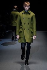 グッチ 2013-14年秋冬メンズコレクション - フォーマルとインフォーマルを自由にミックス｜写真28