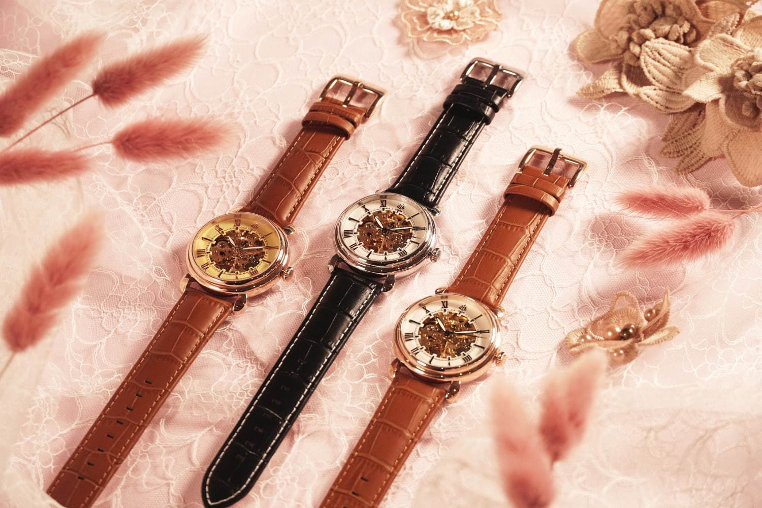 ロバー“時計内部が見える”ドーム型スケルトン腕時計、パリ名所にちなんだカラーで”旅行気分”｜写真29