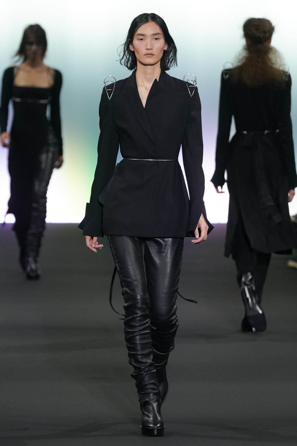 アン ドゥムルメステール(ANN DEMEULEMEESTER) 2020-21年秋冬ウィメンズコレクション シルエット - 写真3