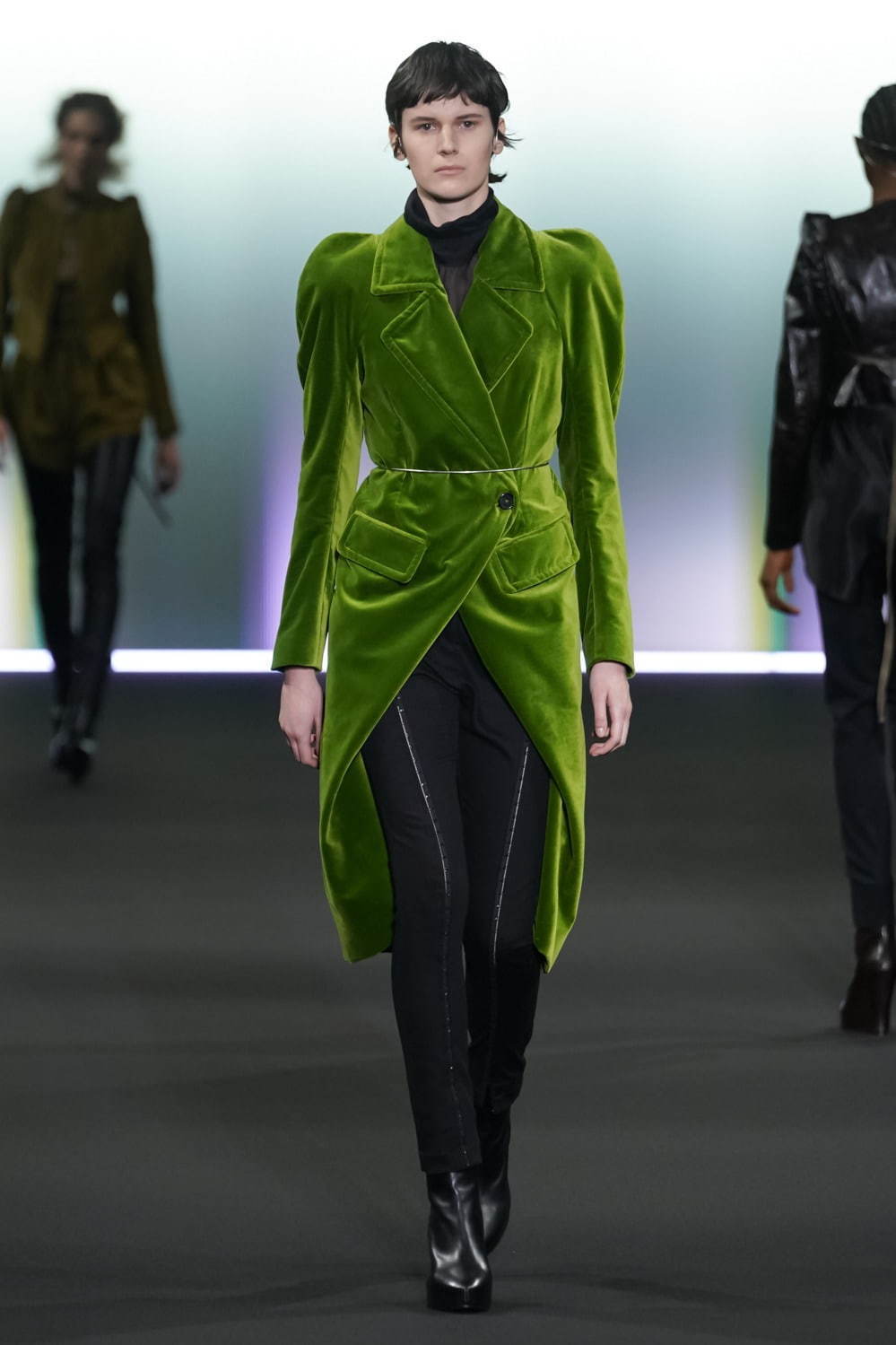 アン ドゥムルメステール(ANN DEMEULEMEESTER) 2020-21年秋冬ウィメンズコレクション  - 写真27