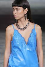 オフ-ホワイト 2020年秋冬コレクション  - ストリート×ドレスの解を求めよ｜写真69