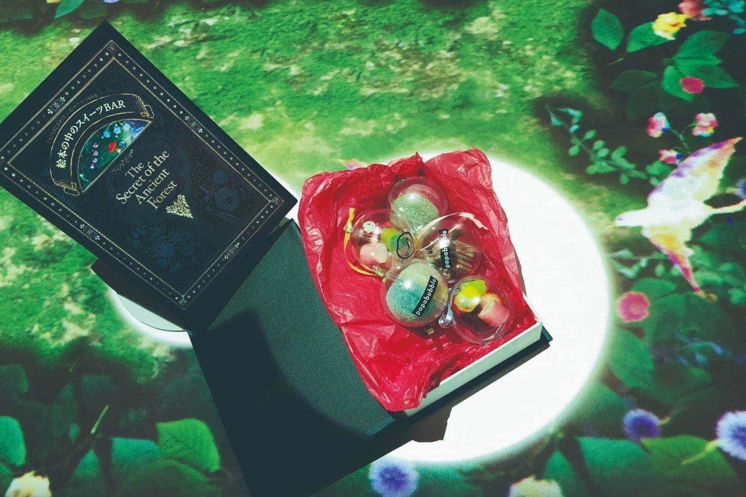 ロリポップキャンディー｜新感覚キャンディショップ「絵本の中のスイーツBAR」非日常空間でカラフルなスイーツを、有楽町マルイで