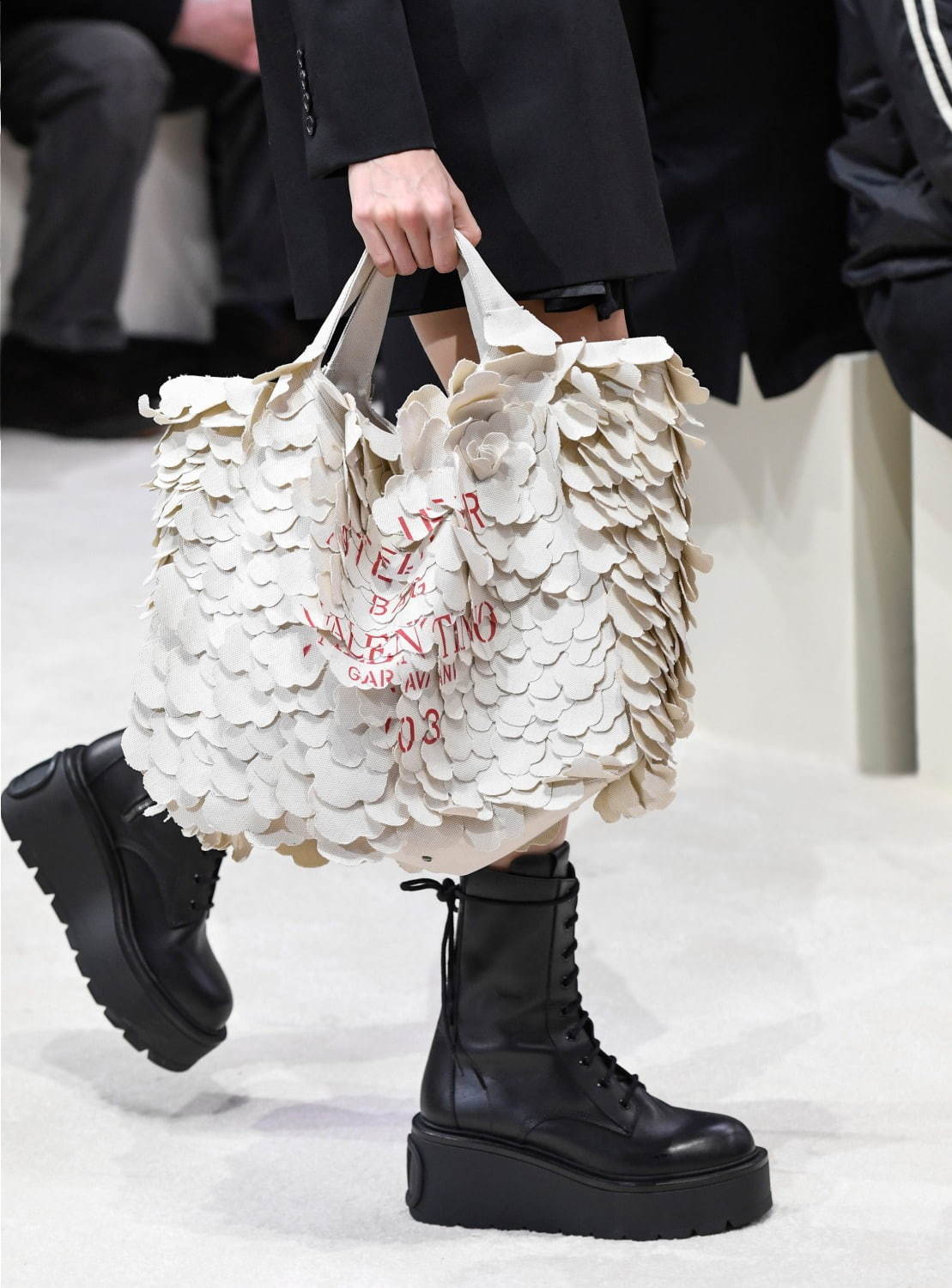 ヴァレンティノ(VALENTINO) 2020-21年秋冬ウィメンズコレクション ディテール - 写真17