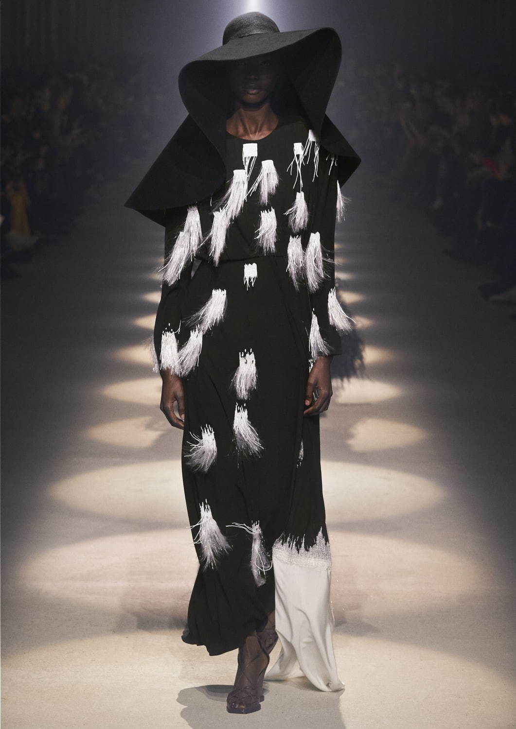 ジバンシィ(Givenchy) 2020-21年秋冬ウィメンズコレクション  - 写真46