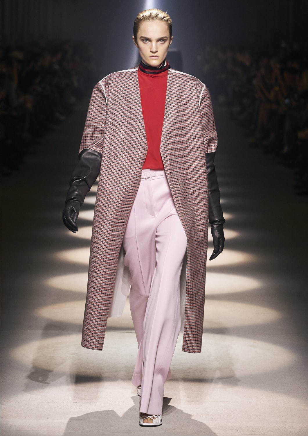 ジバンシィ(Givenchy) 2020-21年秋冬ウィメンズコレクション