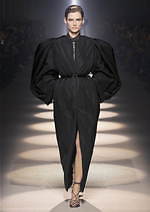 ジバンシィ 2020年秋冬ウィメンズコレクション - 見え隠れする女性のセンシュアリティ｜写真31