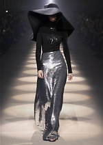 ジバンシィ 2020年秋冬ウィメンズコレクション - 見え隠れする女性のセンシュアリティ｜写真32