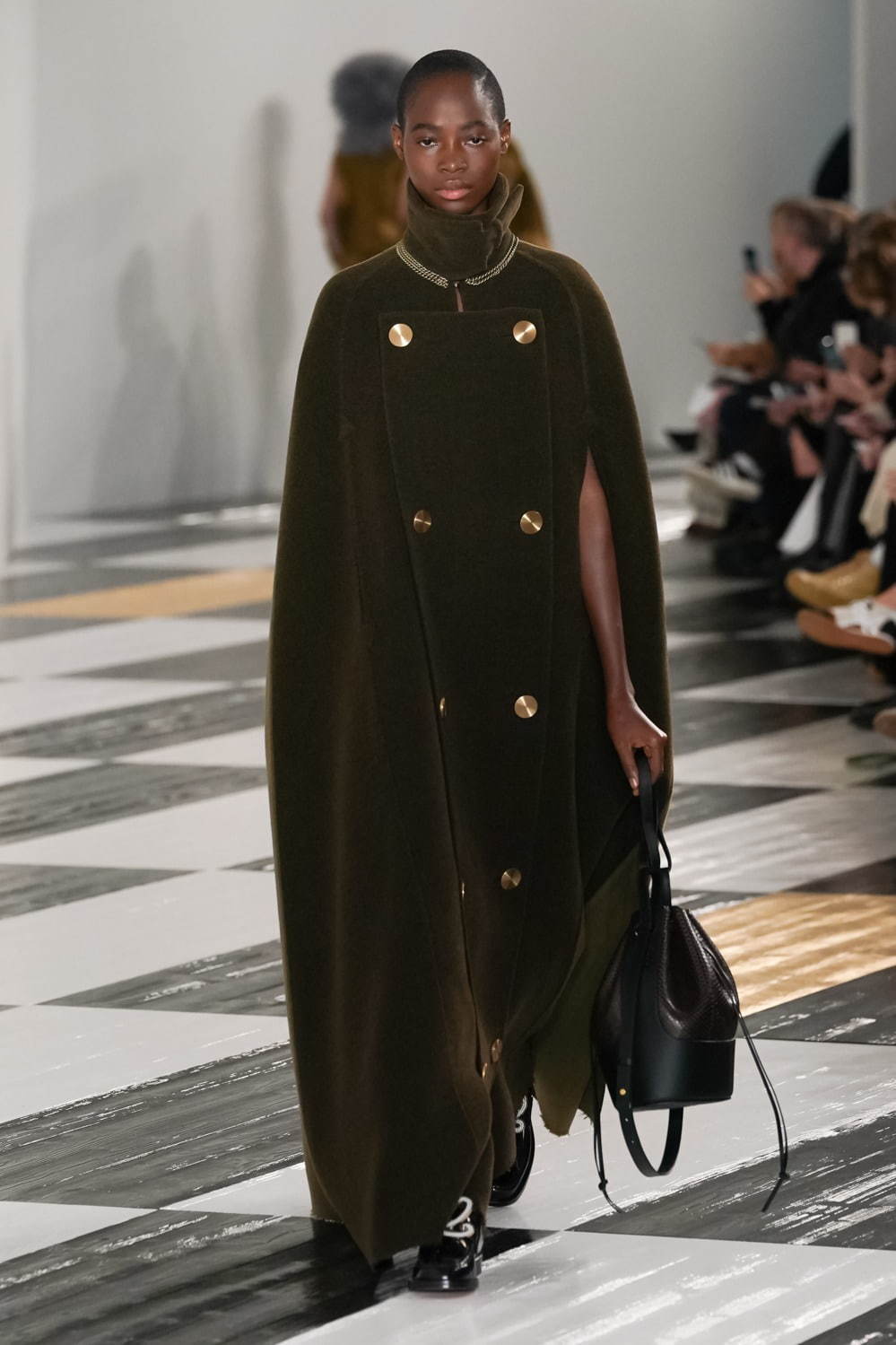 ロエベ(LOEWE) 2020-21年秋冬ウィメンズコレクション  - 写真69