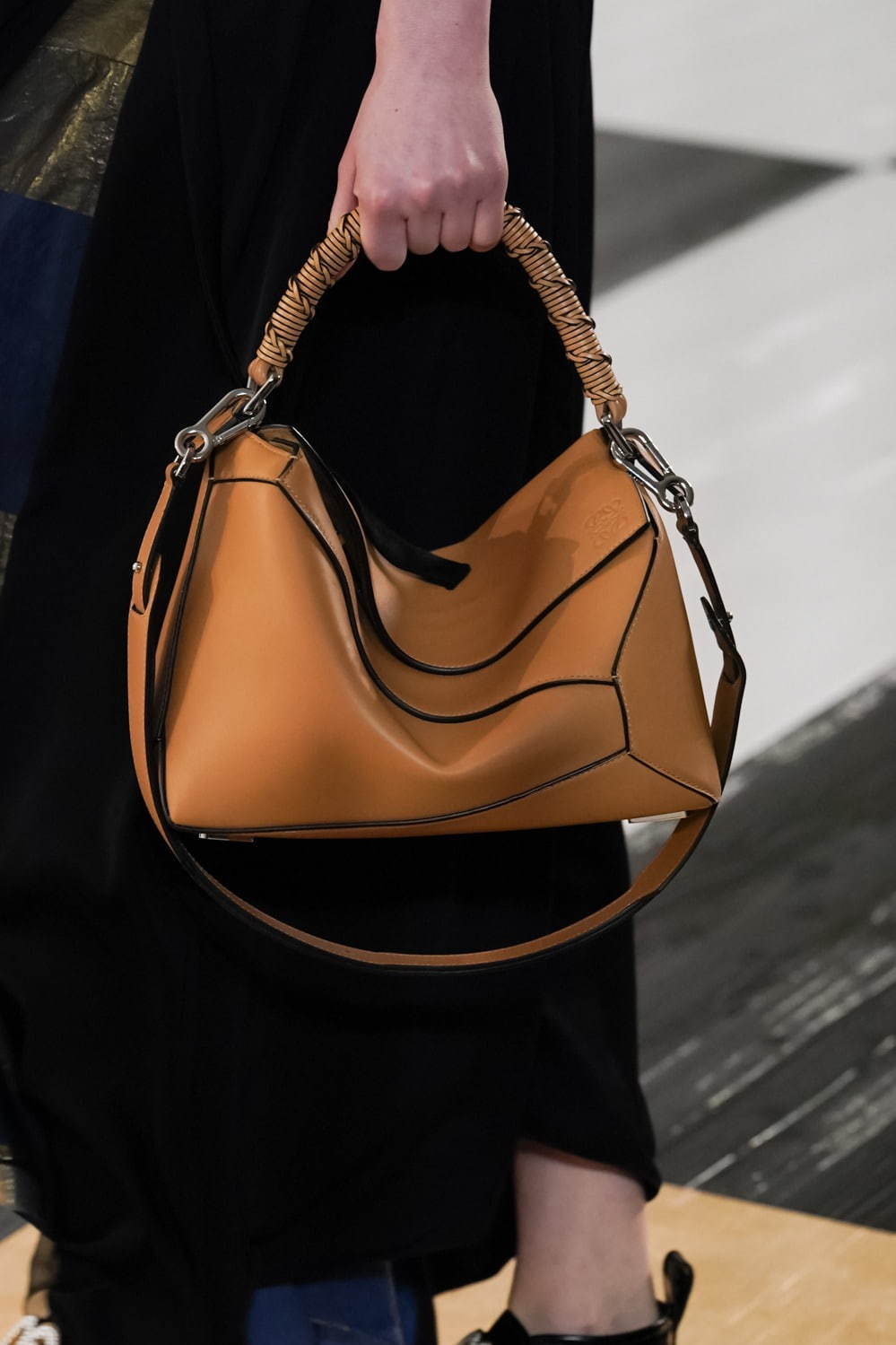 ロエベ(LOEWE) 2020-21年秋冬ウィメンズコレクション  - 写真79