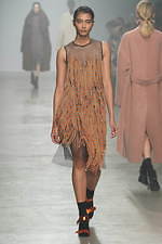 クリスチャン ワイナンツ 2020年秋冬コレクション - ニットで生み出すグラフィカル模様｜写真17