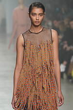 クリスチャン ワイナンツ 2020年秋冬コレクション - ニットで生み出すグラフィカル模様｜写真18