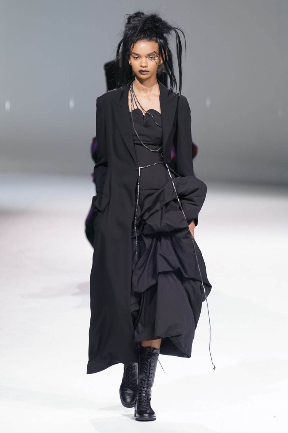 ヨウジヤマモト(Yohji Yamamoto) 2020-21年秋冬ウィメンズコレクション  - 写真67