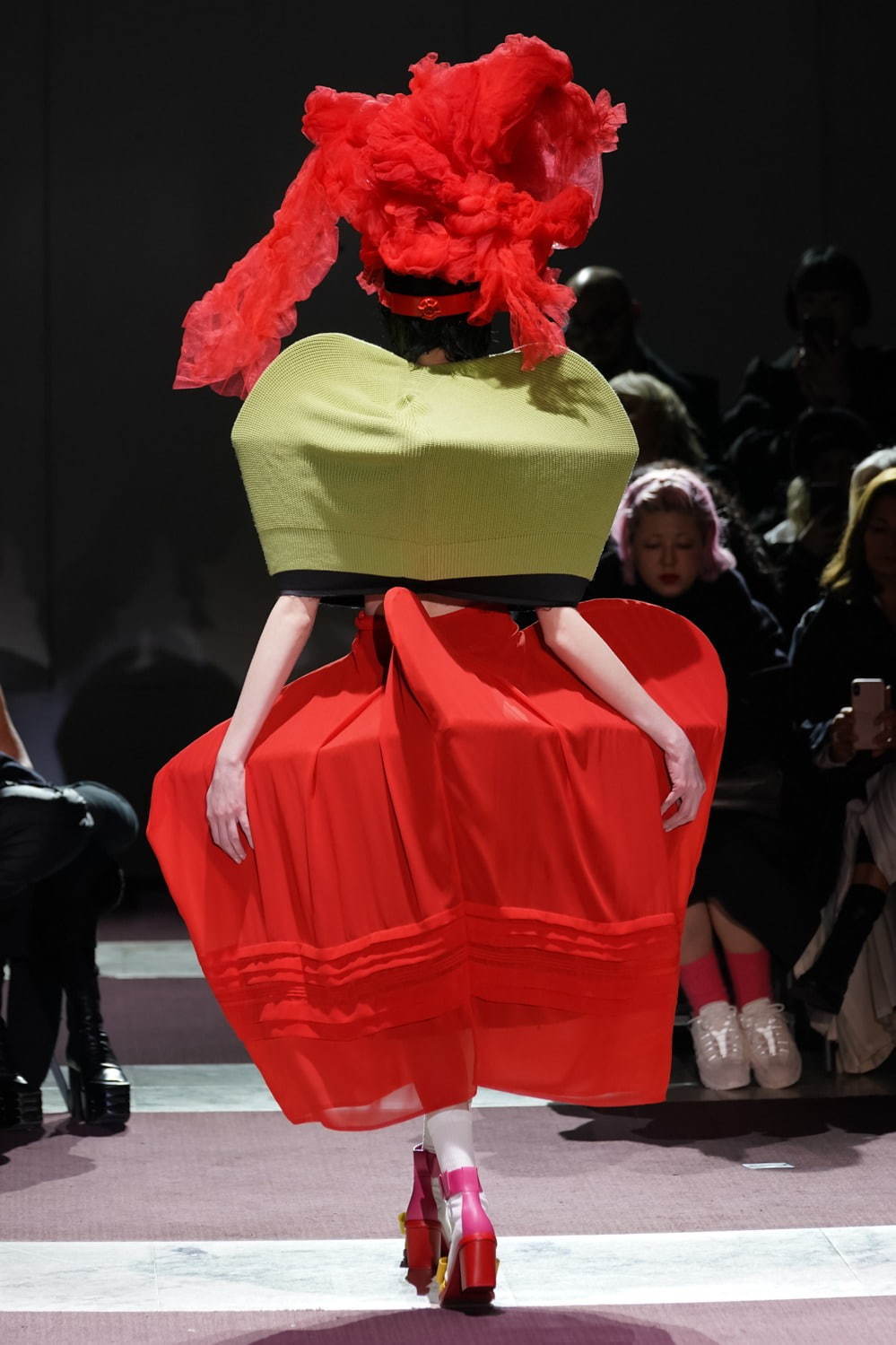 コム デ ギャルソン(COMME des GARÇONS) 2020-21年秋冬ウィメンズコレクション  - 写真11