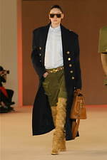 バルマン2020年秋冬コレクション - 異国の地に降り立ったパワフルウーマン｜写真38