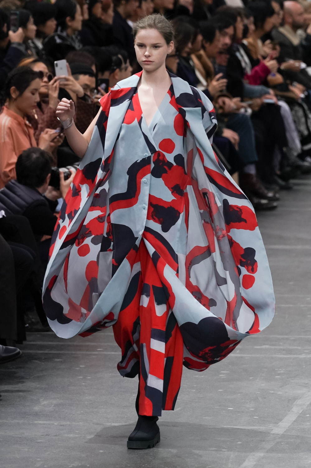 イッセイ ミヤケ(ISSEY MIYAKE) 2020-21年秋冬ウィメンズコレクション  - 写真18