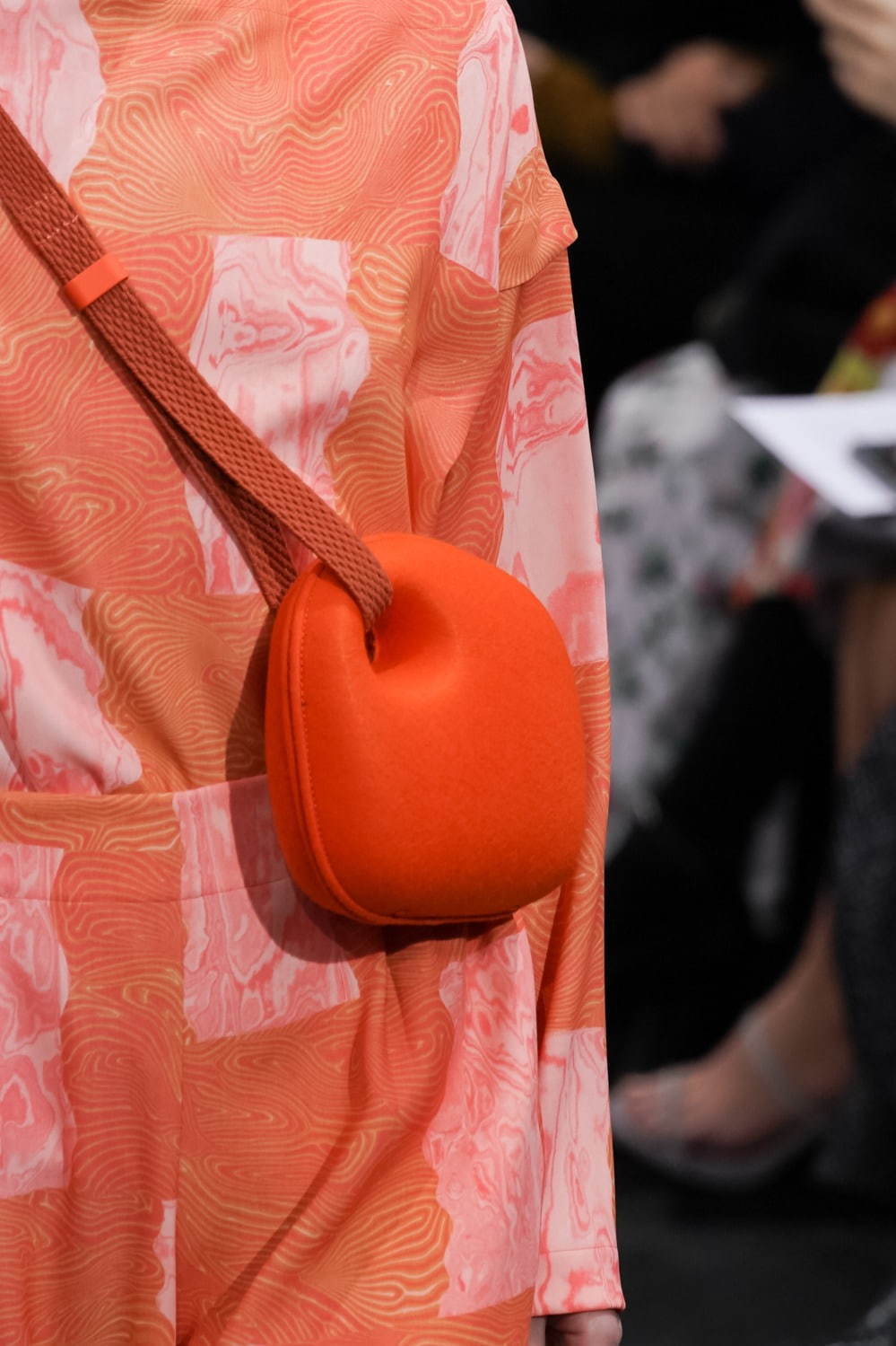 イッセイ ミヤケ(ISSEY MIYAKE) 2020-21年秋冬ウィメンズコレクション ディテール - 写真3