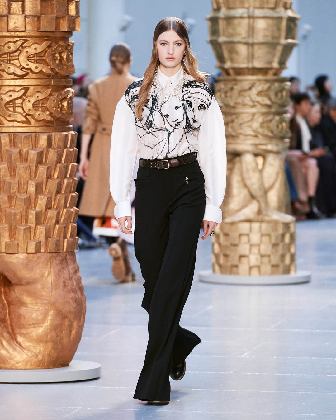 クロエ(Chloé) 2020-21年秋冬ウィメンズコレクション  - 写真14