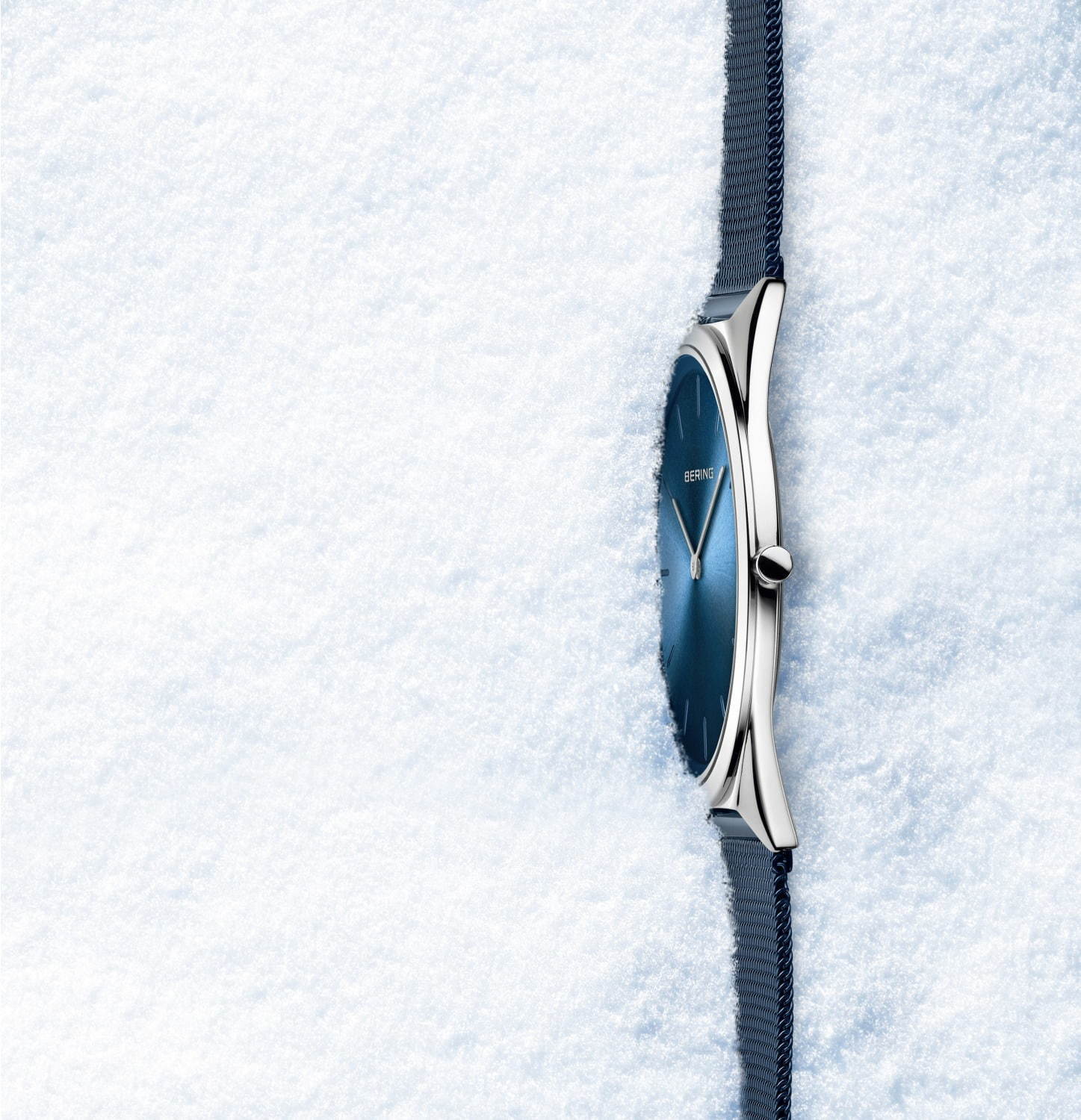 ​​​​​​​ベーリングから“薄さ4.8㎜”の極薄ウォッチ、ブランド史上最もスリムな腕時計 | 写真