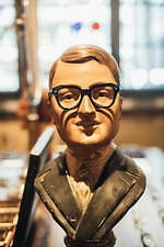 グローブスペックスが京都・烏丸御池「新風館」に関西初店舗、ゲルノット・リンドナー限定アイウェア販売｜写真7