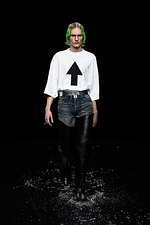 バレンシアガ 20年ウィンターコレクション - 漆黒の世界で、ドレスコードの意味を見つめなおす｜写真26