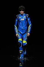 バレンシアガ 20年ウィンターコレクション - 漆黒の世界で、ドレスコードの意味を見つめなおす｜写真52