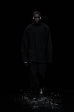 バレンシアガ 20年ウィンターコレクション - 漆黒の世界で、ドレスコードの意味を見つめなおす｜写真82