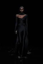 バレンシアガ 20年ウィンターコレクション - 漆黒の世界で、ドレスコードの意味を見つめなおす｜写真95