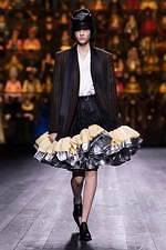 ルイ・ヴィトン 2020年秋冬ウィメンズコレクション - “時間の衝突”から生まれる新たな装い｜写真11