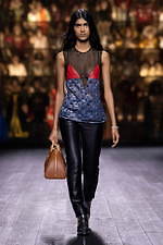 ルイ・ヴィトン 2020年秋冬ウィメンズコレクション - “時間の衝突”から生まれる新たな装い｜写真22