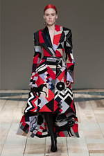 アレキサンダー・マックイーン 2020年秋冬ウィメンズコレクション - 英国ウェールズから贈る恋文｜写真18