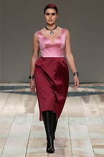 アレキサンダー・マックイーン 2020年秋冬ウィメンズコレクション - 英国ウェールズから贈る恋文｜写真23