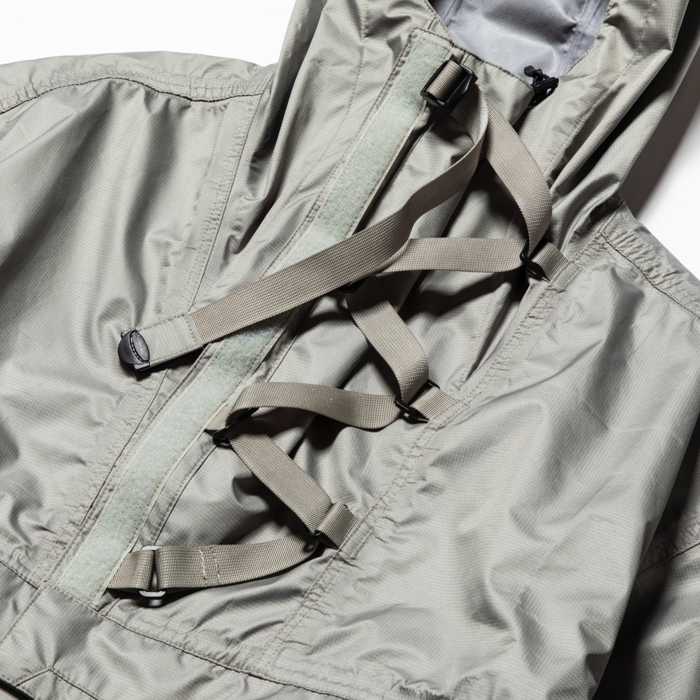 ミーンズワイルの新作アノラックジャケット、“機能美”を追求した3レイヤー構造｜写真16