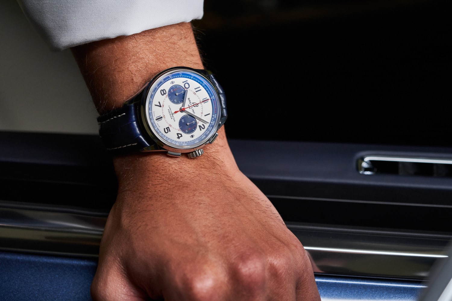 ブライトリング“ベントレー”新型ラグジュアリーカー着想の腕時計、内装とリンクしたデザイン｜写真3