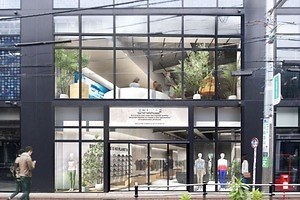 スペイン発「エコアルフ」アジア初の旗艦店が渋谷に、再生ペットボトル素材のスニーカーなど